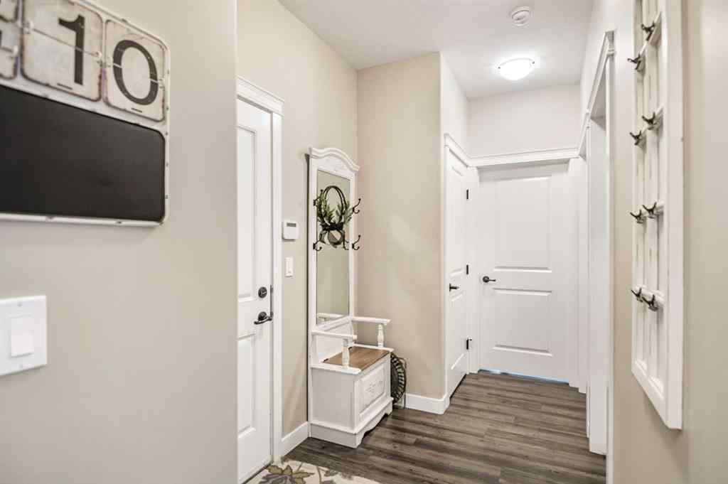 MLS® A2264369 - 7 Leonard Close  in Lakeway Landing Sylvan Lake, Residential