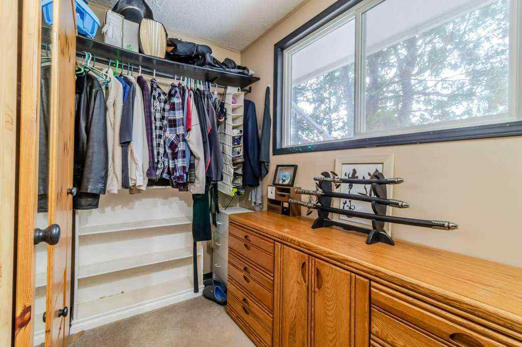 MLS® A2264376 - 9 Ockley Close  in Oriole Park Red Deer, Residential