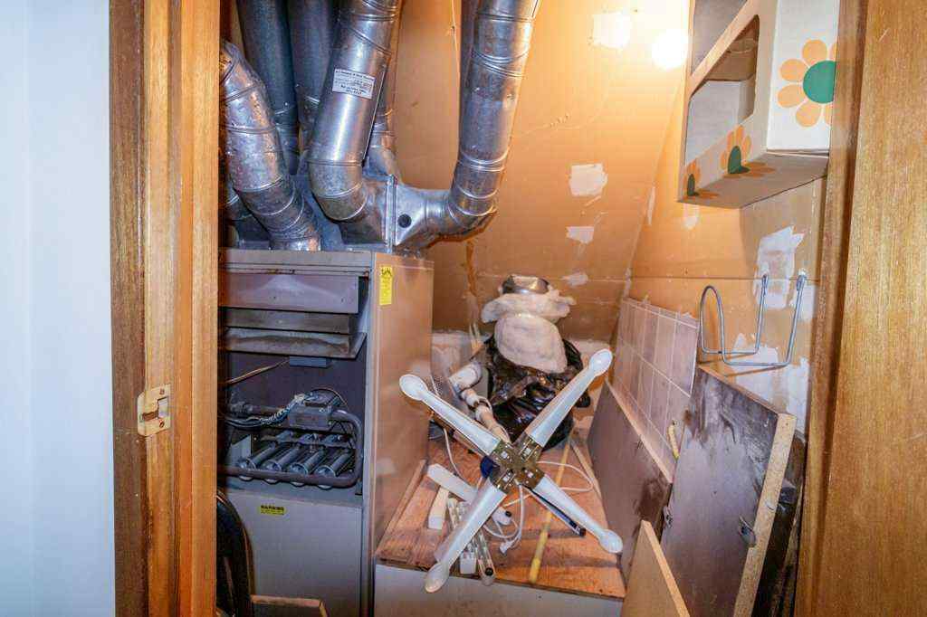 MLS® A2264376 - 9 Ockley Close  in Oriole Park Red Deer, Residential