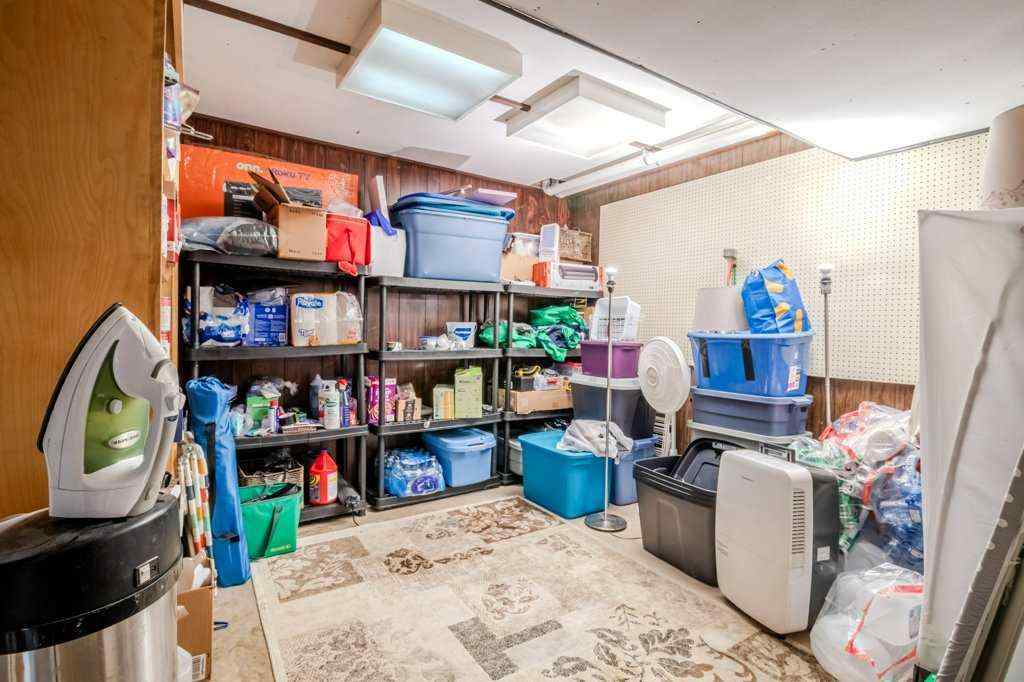 MLS® A2264376 - 9 Ockley Close  in Oriole Park Red Deer, Residential