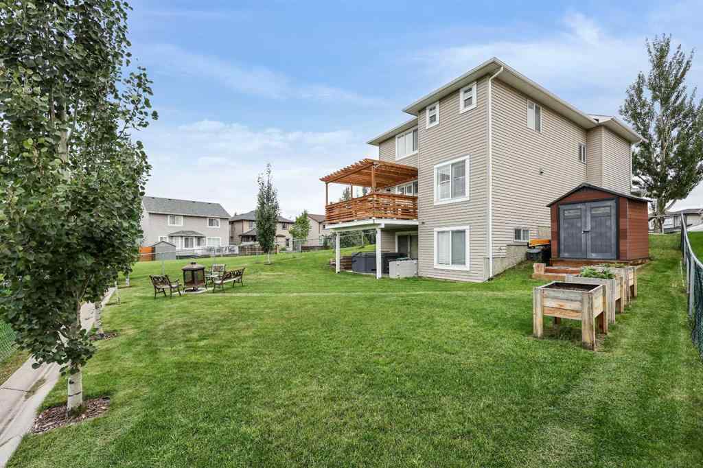 MLS® A2264378 - 60 Canoe Cove SW in Canals Airdrie, Residential