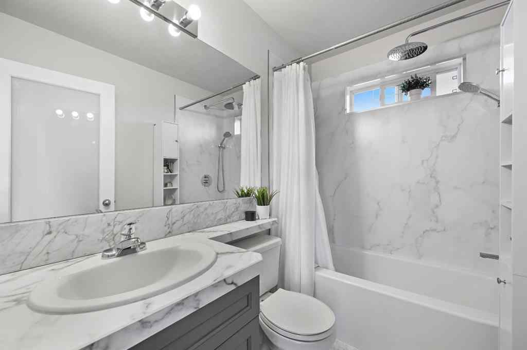 MLS® A2264378 - 60 Canoe Cove SW in Canals Airdrie, Residential