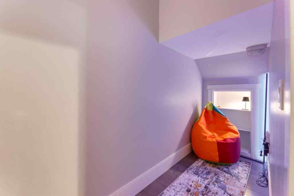 MLS® A2264379 - 102 18 Avenue SE in Mission Calgary, Residential