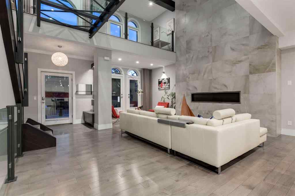 MLS® A2264379 - 102 18 Avenue SE in Mission Calgary, Residential