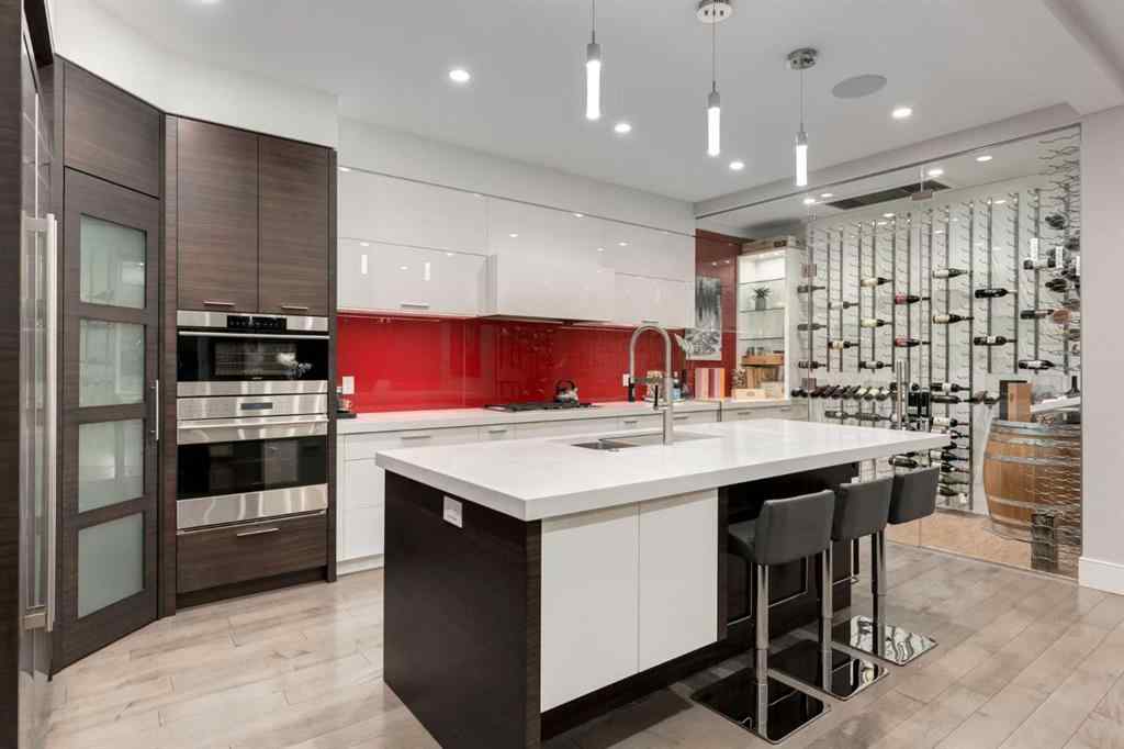 MLS® A2264379 - 102 18 Avenue SE in Mission Calgary, Residential