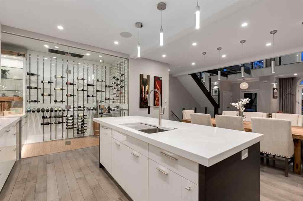 MLS® A2264379 - 102 18 Avenue SE in Mission Calgary, Residential