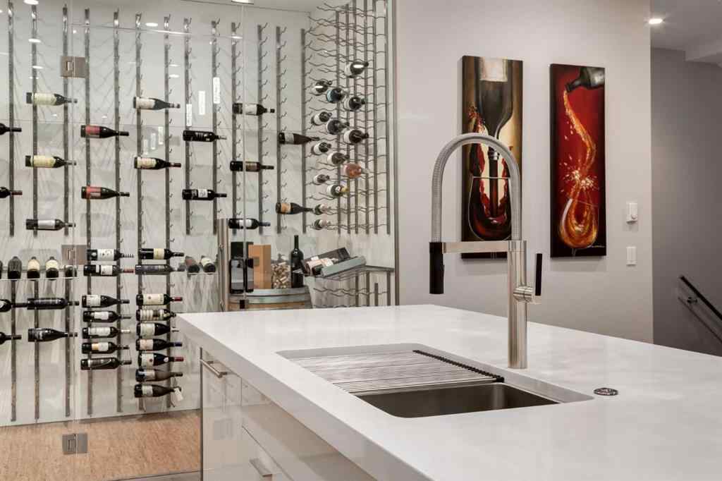 MLS® A2264379 - 102 18 Avenue SE in Mission Calgary, Residential