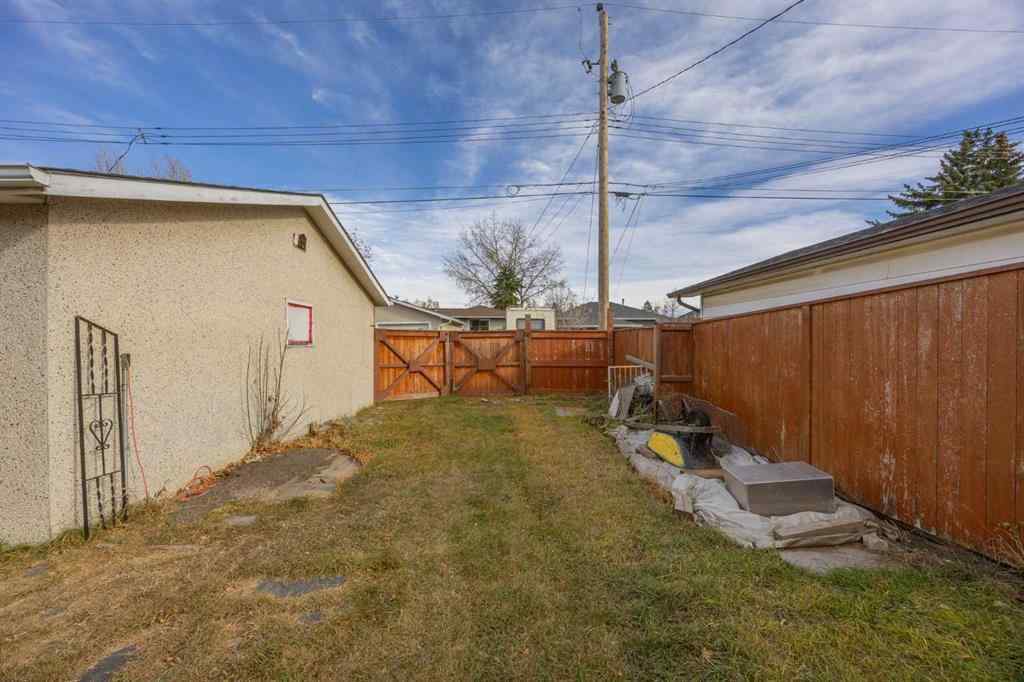 MLS® A2264381 - 1508 49 Street SE in Forest Lawn Calgary, Residential