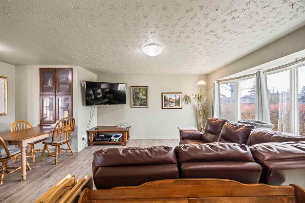 MLS® A2264381 - 1508 49 Street SE in Forest Lawn Calgary, Residential