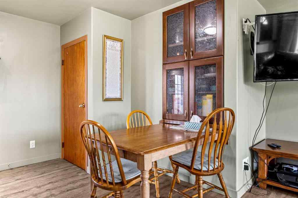 MLS® A2264381 - 1508 49 Street SE in Forest Lawn Calgary, Residential