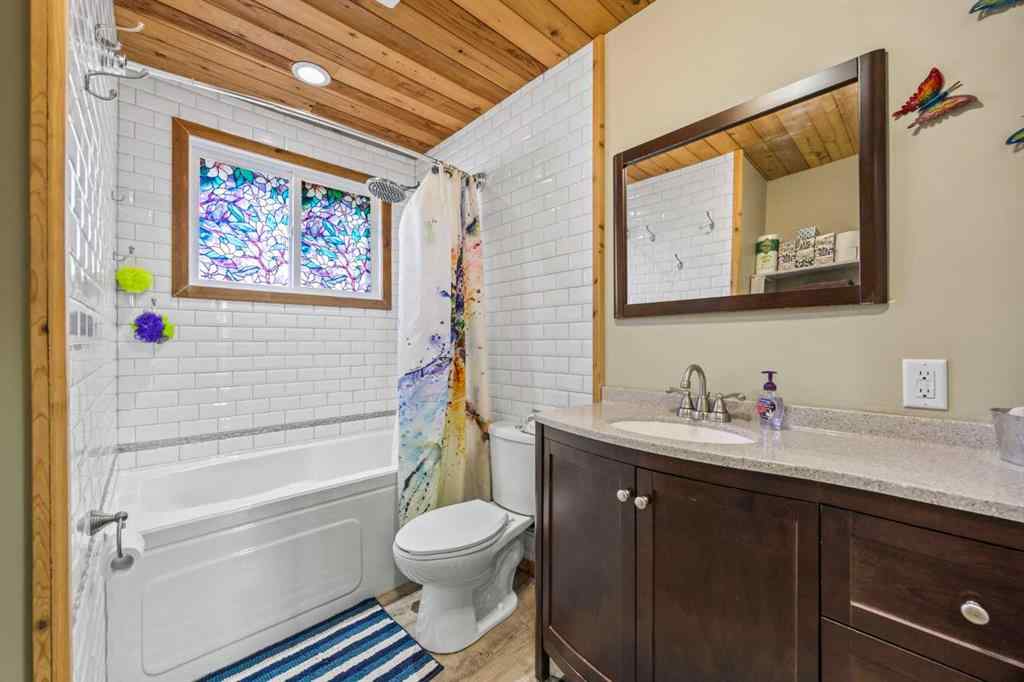 MLS® A2264381 - 1508 49 Street SE in Forest Lawn Calgary, Residential