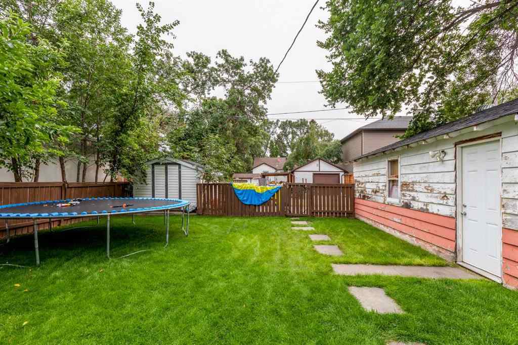 MLS® A2264386 - 69 2 Street NW in Riverside Medicine Hat, Residential