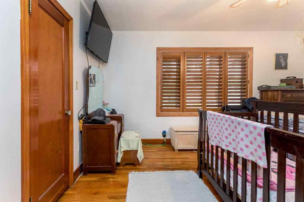 MLS® A2264386 - 69 2 Street NW in Riverside Medicine Hat, Residential