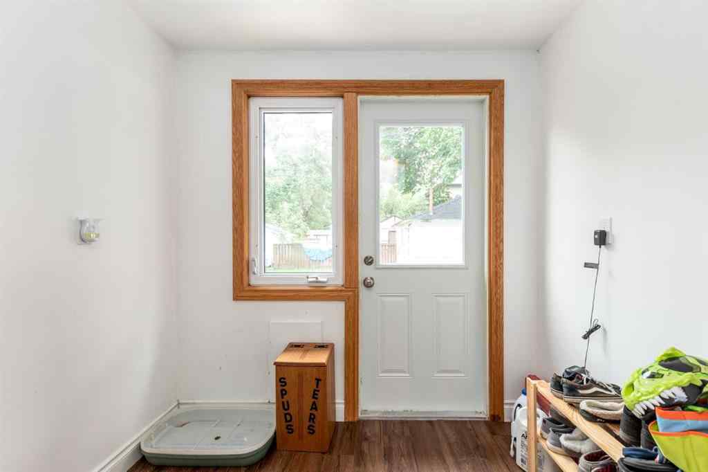 MLS® A2264386 - 69 2 Street NW in Riverside Medicine Hat, Residential