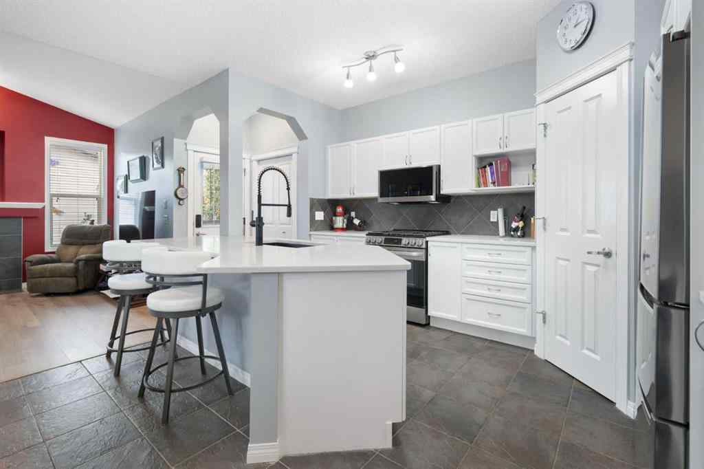 MLS® A2264388 - 157 Morningside Gardens SW in Morningside Airdrie, Residential