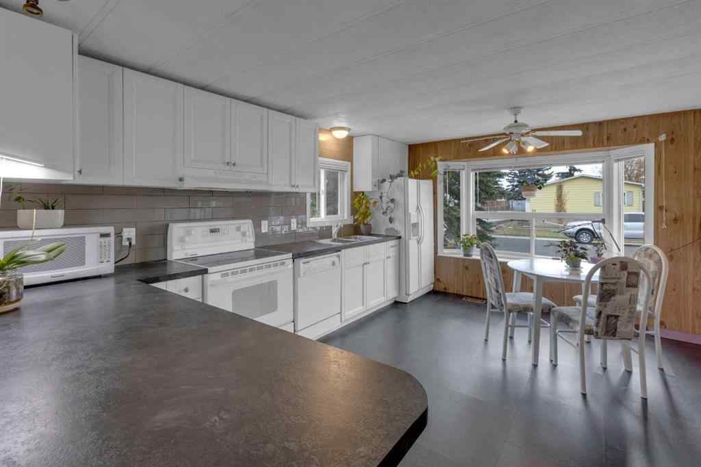 MLS® A2264392 - 47 Huntstrom Drive NE in Huntington Hills Calgary, Residential