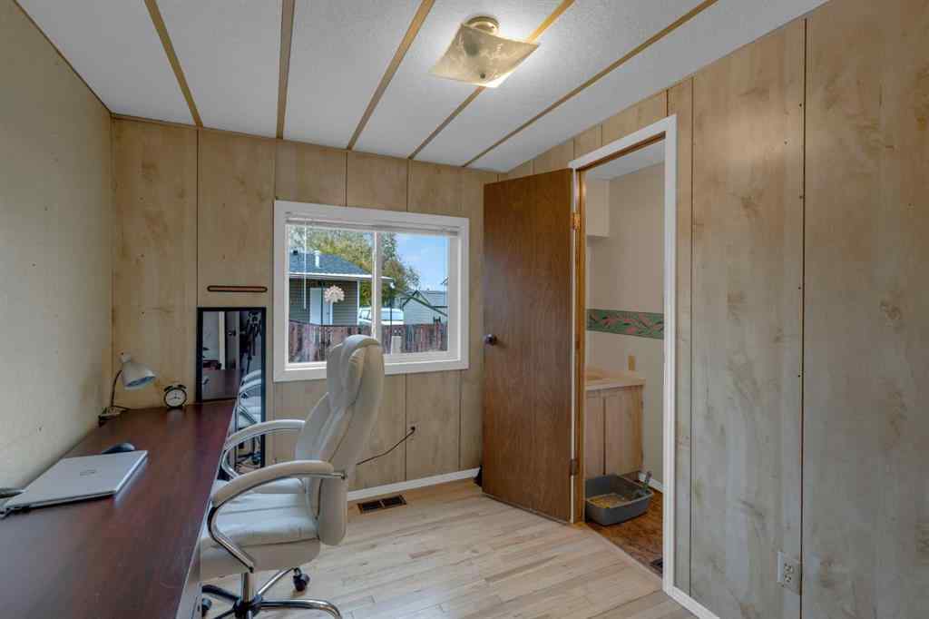 MLS® A2264392 - 47 Huntstrom Drive NE in Huntington Hills Calgary, Residential