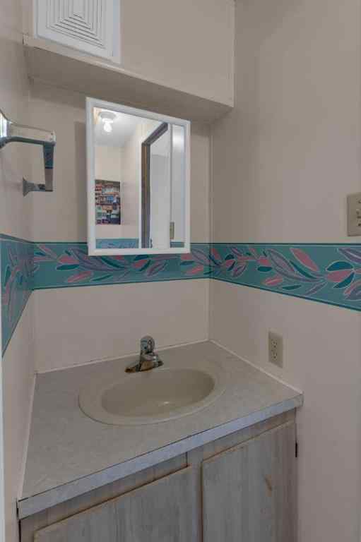 MLS® A2264392 - 47 Huntstrom Drive NE in Huntington Hills Calgary, Residential