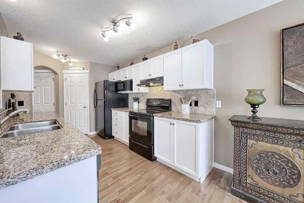 MLS® A2264395 - 73 Everwoods Road SW in Evergreen Calgary, Residential