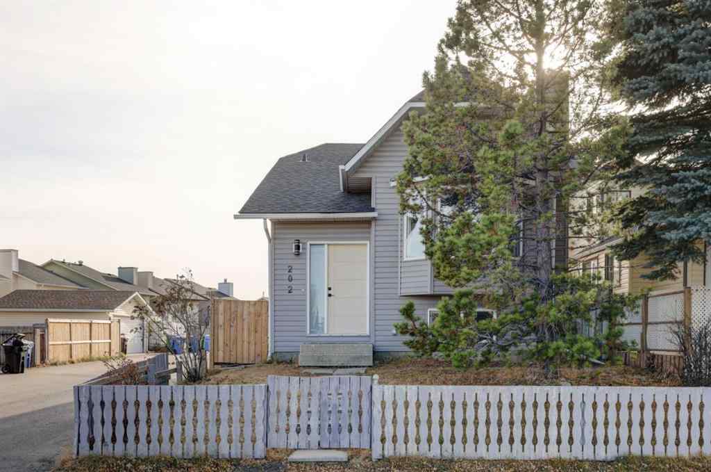 MLS® A2264397 - 202 Falmere Way NE in Falconridge Calgary, Residential