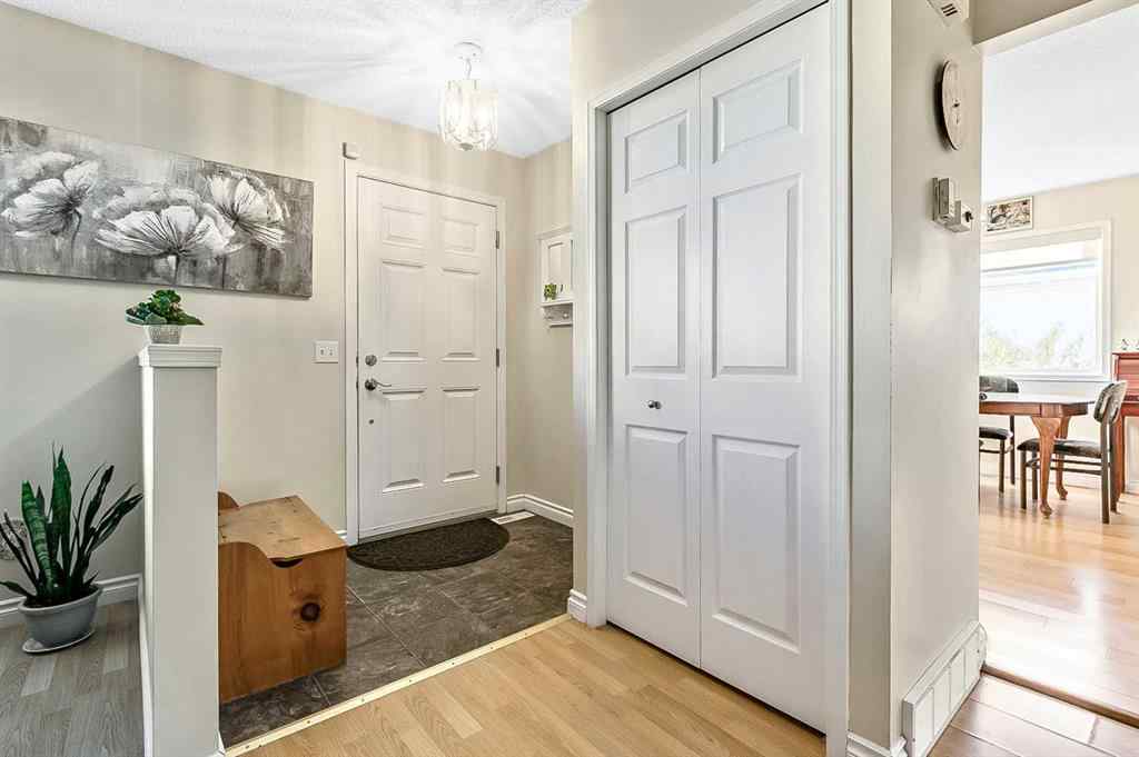 MLS® A2264399 - 1531 11 Avenue SE in Sunshine Meadow High River, Residential