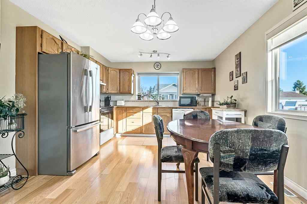 MLS® A2264399 - 1531 11 Avenue SE in Sunshine Meadow High River, Residential