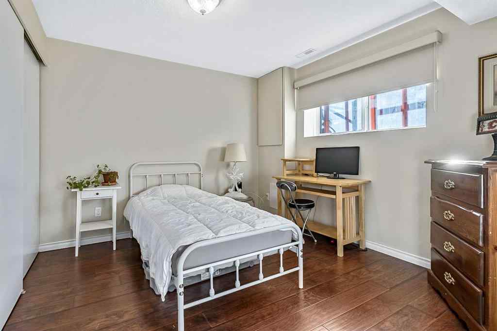 MLS® A2264399 - 1531 11 Avenue SE in Sunshine Meadow High River, Residential