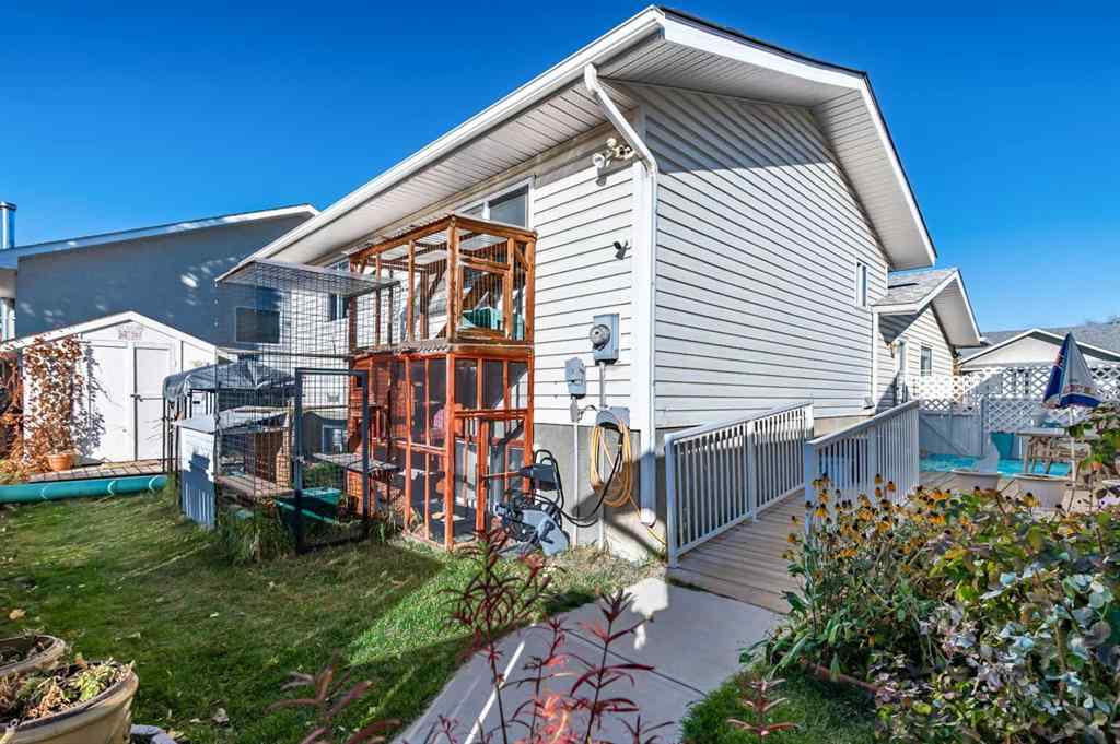 MLS® A2264399 - 1531 11 Avenue SE in Sunshine Meadow High River, Residential