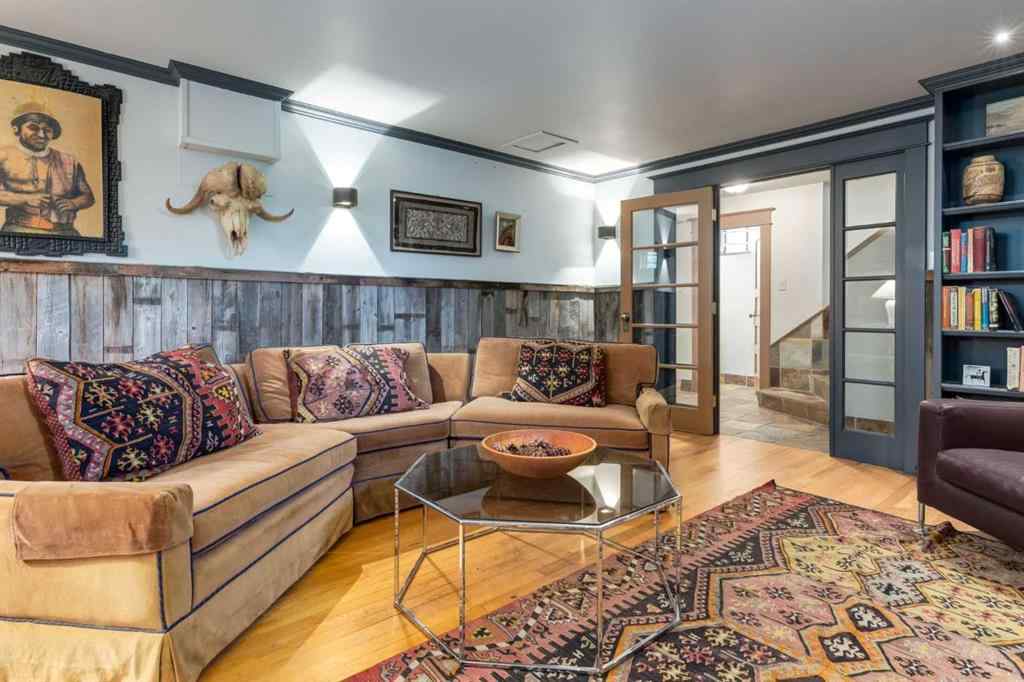 MLS® A2264402 - 2209 Carleton Street SW in Upper Mount Royal Calgary, Residential