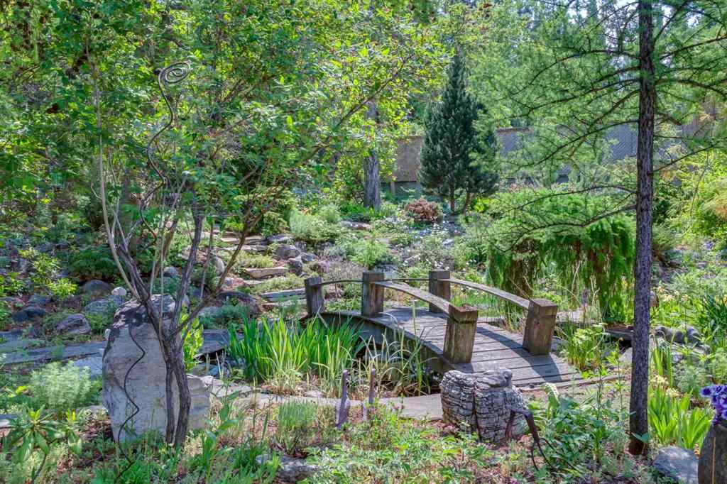 MLS® A2264402 - 2209 Carleton Street SW in Upper Mount Royal Calgary, Residential