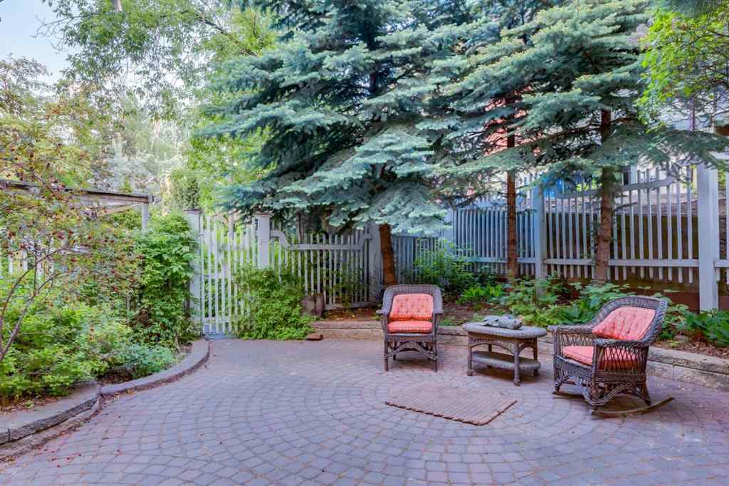 MLS® A2264402 - 2209 Carleton Street SW in Upper Mount Royal Calgary, Residential