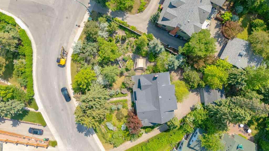 MLS® A2264402 - 2209 Carleton Street SW in Upper Mount Royal Calgary, Residential