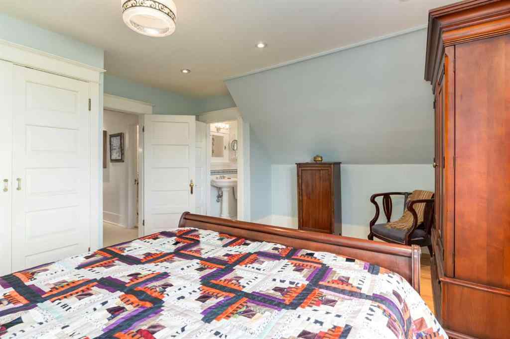 MLS® A2264402 - 2209 Carleton Street SW in Upper Mount Royal Calgary, Residential