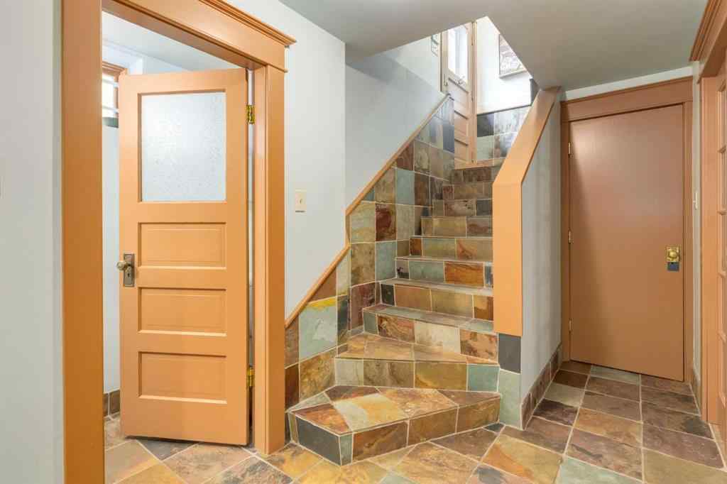MLS® A2264402 - 2209 Carleton Street SW in Upper Mount Royal Calgary, Residential