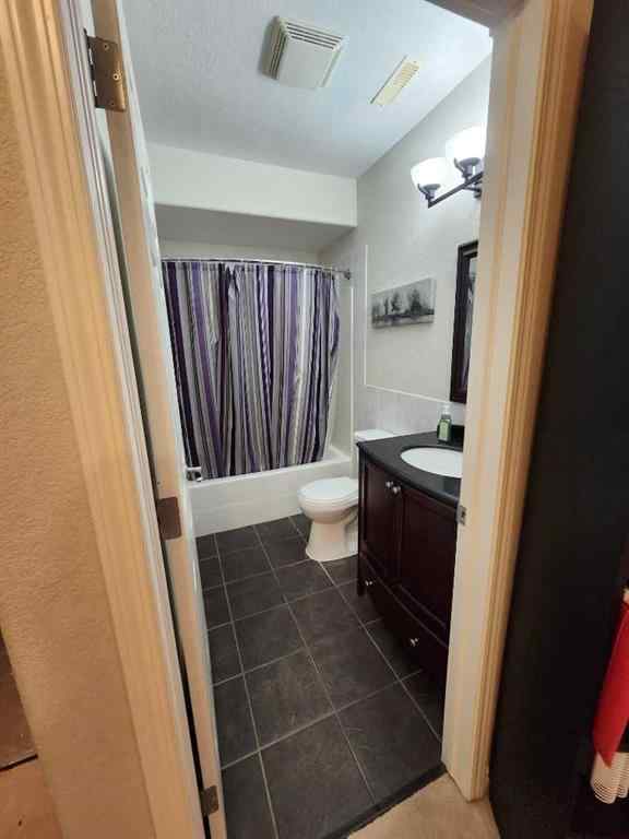 MLS® A2264405 - 2120 25 Street  in NONE Coaldale, Residential