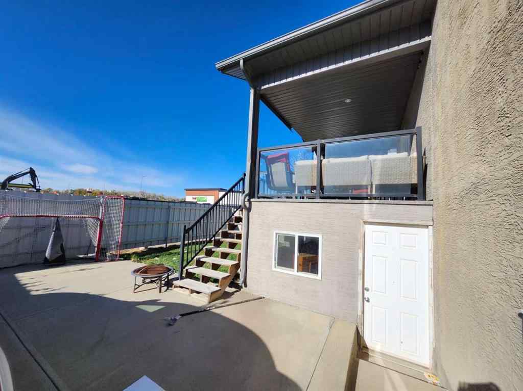 MLS® A2264405 - 2120 25 Street  in NONE Coaldale, Residential