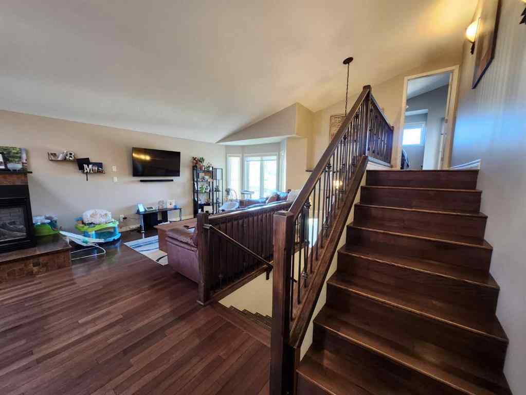 MLS® A2264405 - 2120 25 Street  in NONE Coaldale, Residential