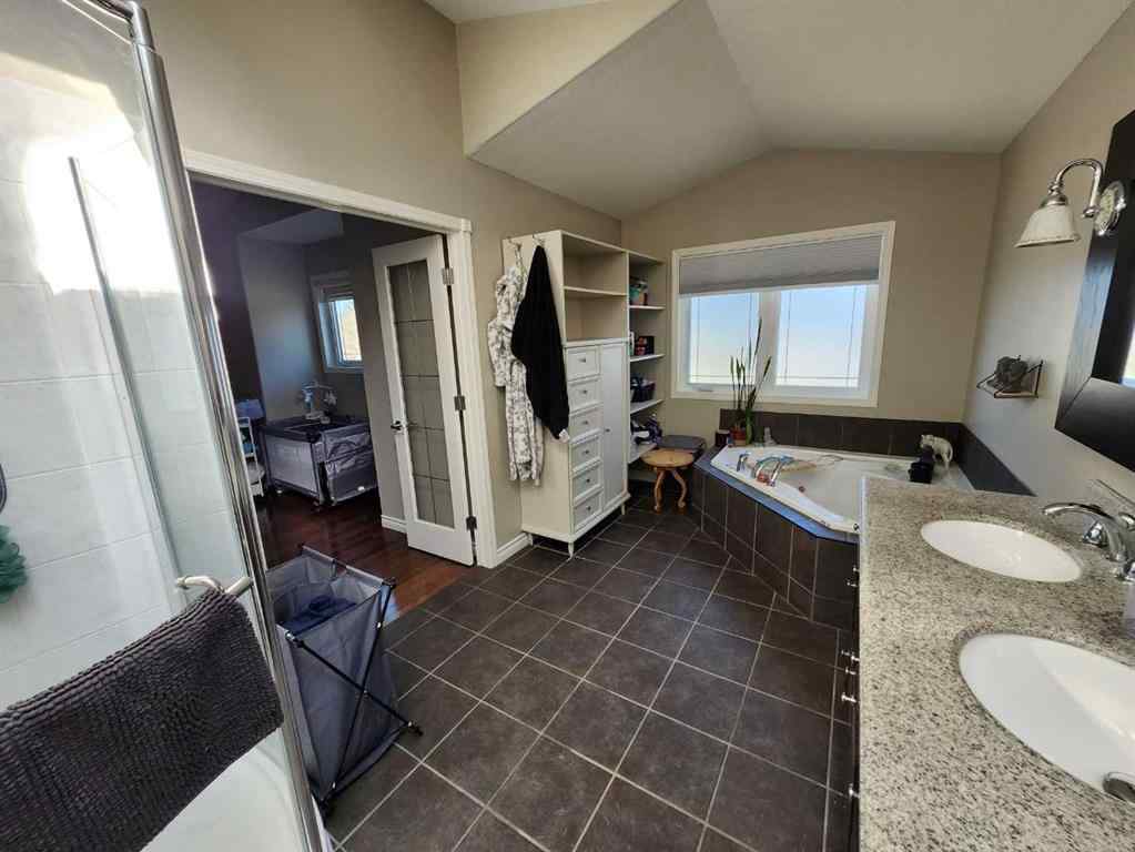 MLS® A2264405 - 2120 25 Street  in NONE Coaldale, Residential