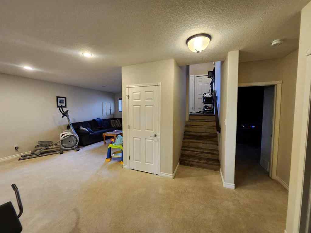 MLS® A2264405 - 2120 25 Street  in NONE Coaldale, Residential