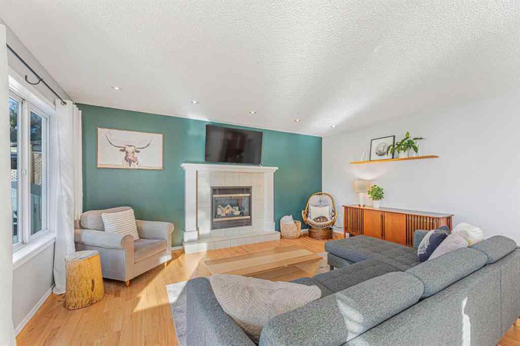 MLS® A2264411 - 754 Cimarron Close  in Cimarron Okotoks, Residential