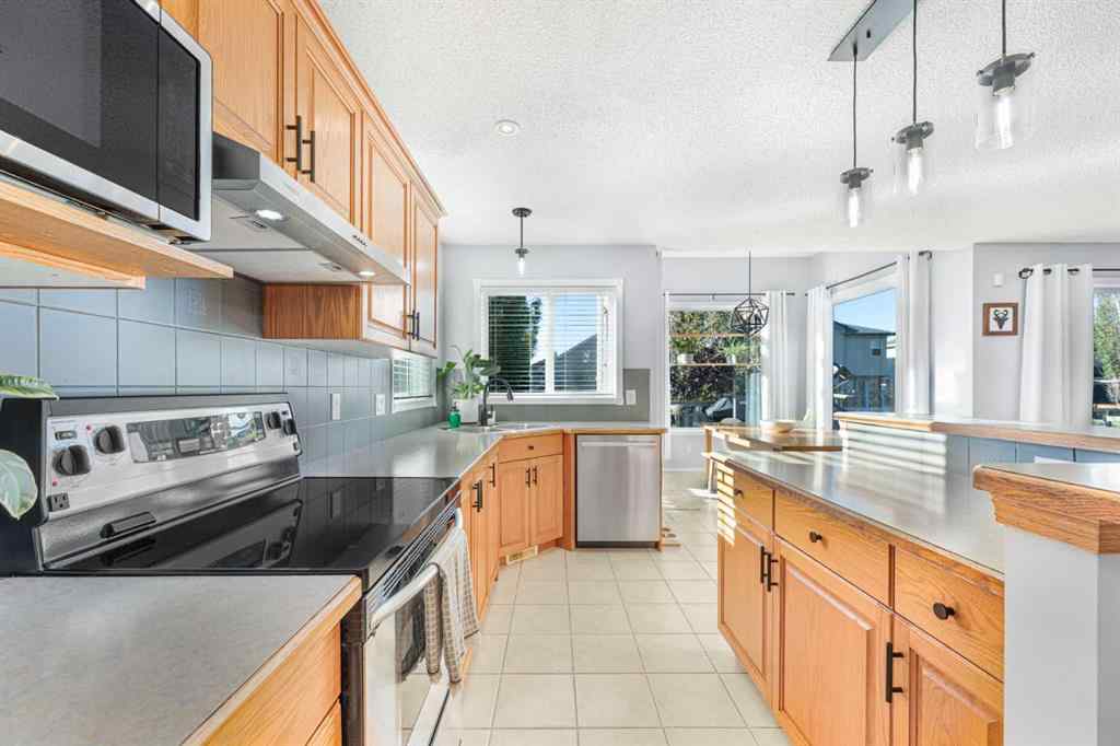 MLS® A2264411 - 754 Cimarron Close  in Cimarron Okotoks, Residential