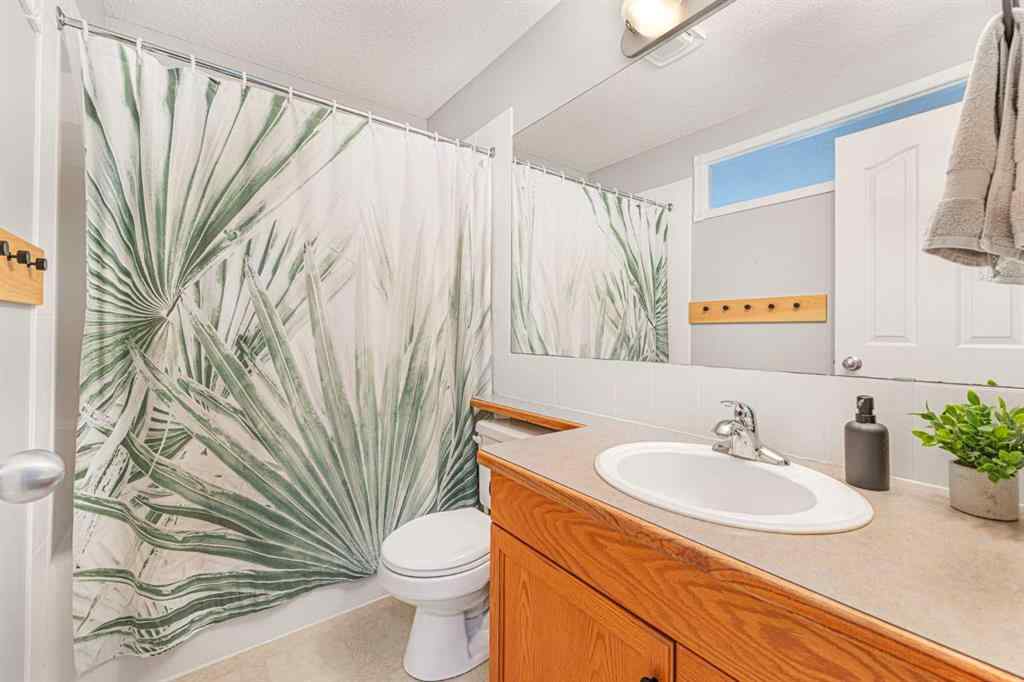 MLS® A2264411 - 754 Cimarron Close  in Cimarron Okotoks, Residential