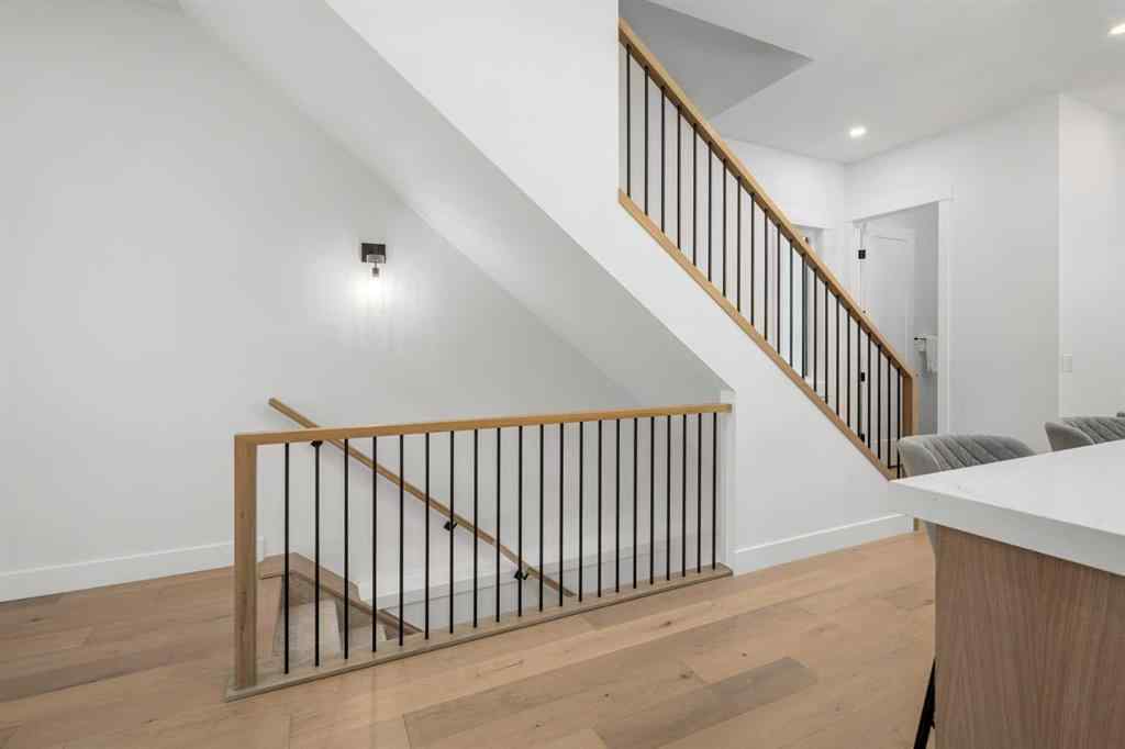 MLS® A2264412 - 3919 19 Street SW in Altadore Calgary, Residential