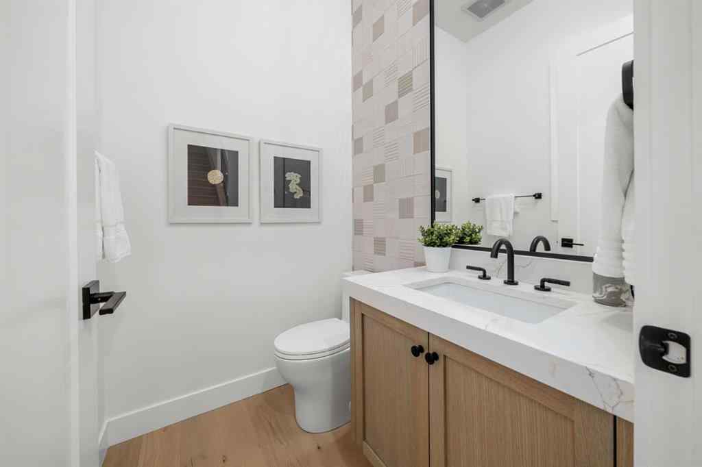 MLS® A2264412 - 3919 19 Street SW in Altadore Calgary, Residential