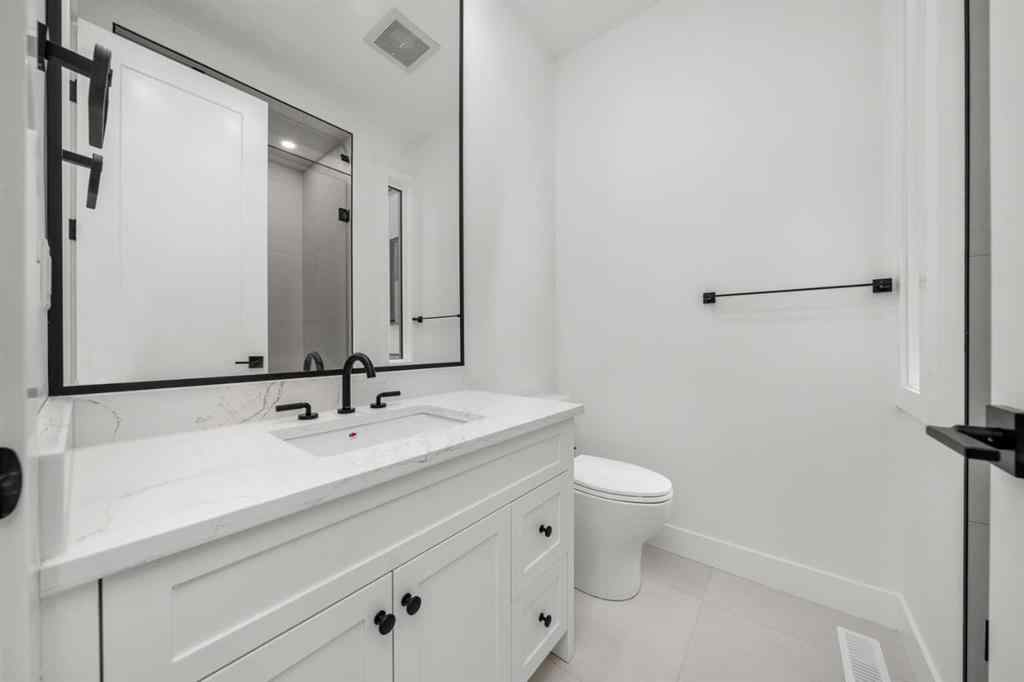 MLS® A2264412 - 3919 19 Street SW in Altadore Calgary, Residential