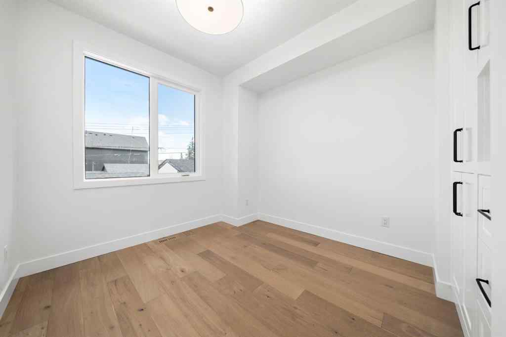 MLS® A2264412 - 3919 19 Street SW in Altadore Calgary, Residential