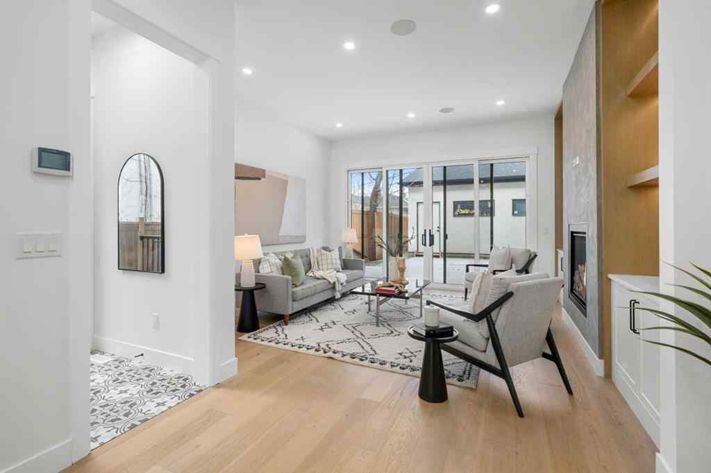 MLS® A2264412 - 3919 19 Street SW in Altadore Calgary, Residential