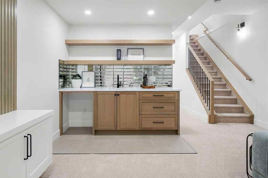 MLS® A2264412 - 3919 19 Street SW in Altadore Calgary, Residential