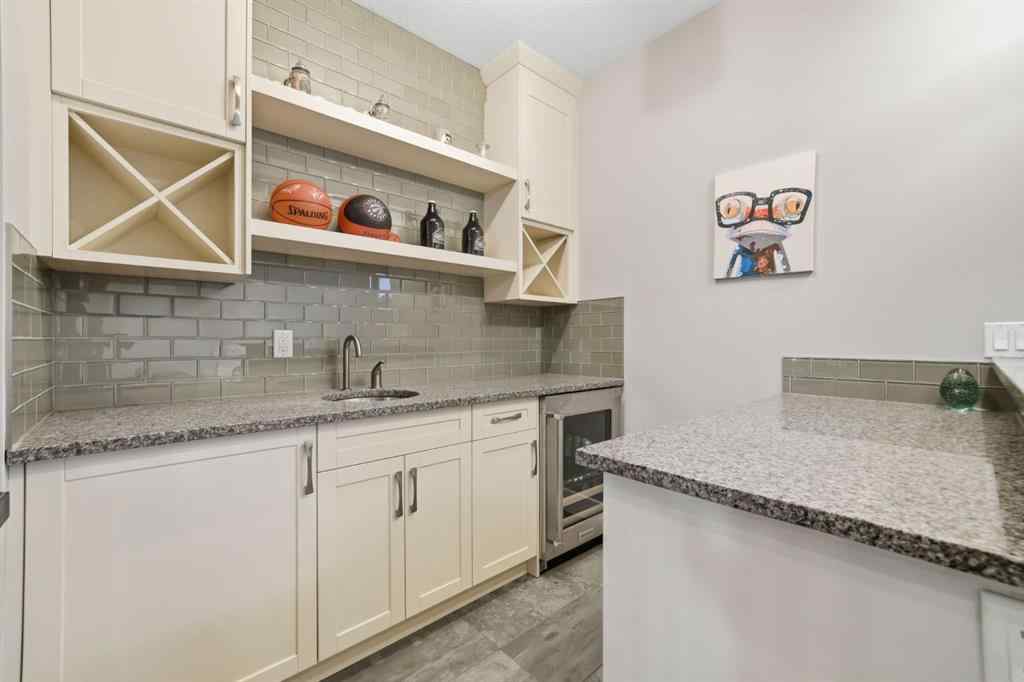 MLS® A2264413 - 1823 33 Avenue SW in South Calgary Calgary, Residential