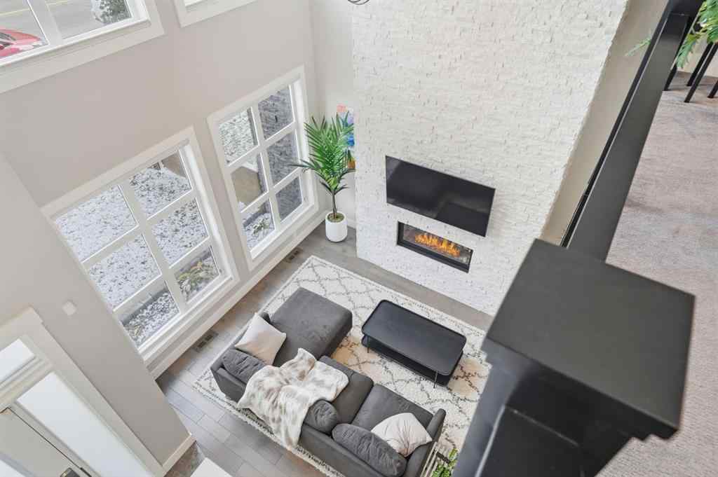 MLS® A2264413 - 1823 33 Avenue SW in South Calgary Calgary, Residential